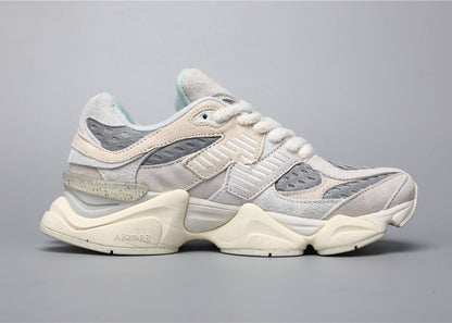 New Balance 9060 Unisex Turnschlappen Beige Grom